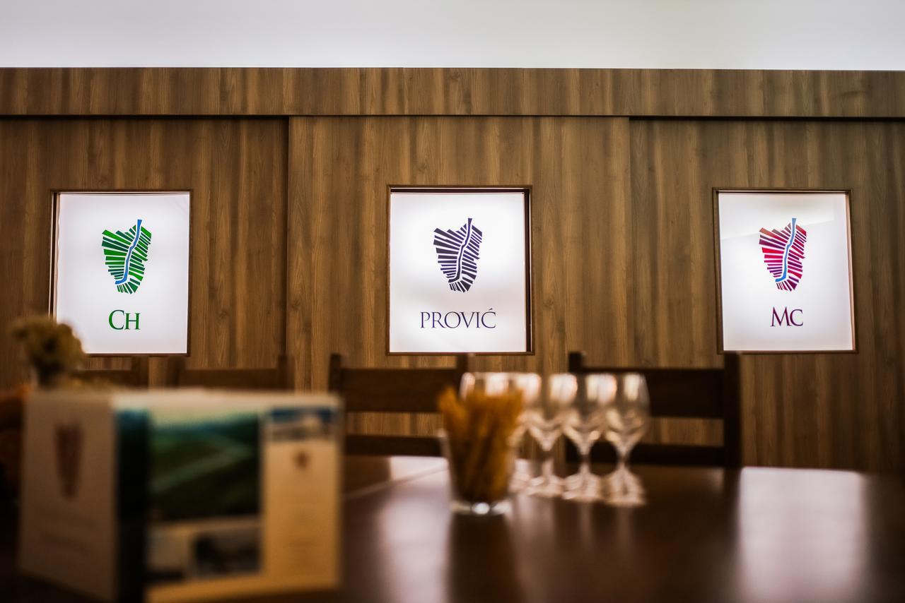 Hotel Merlot Opuzen  Екстериор снимка