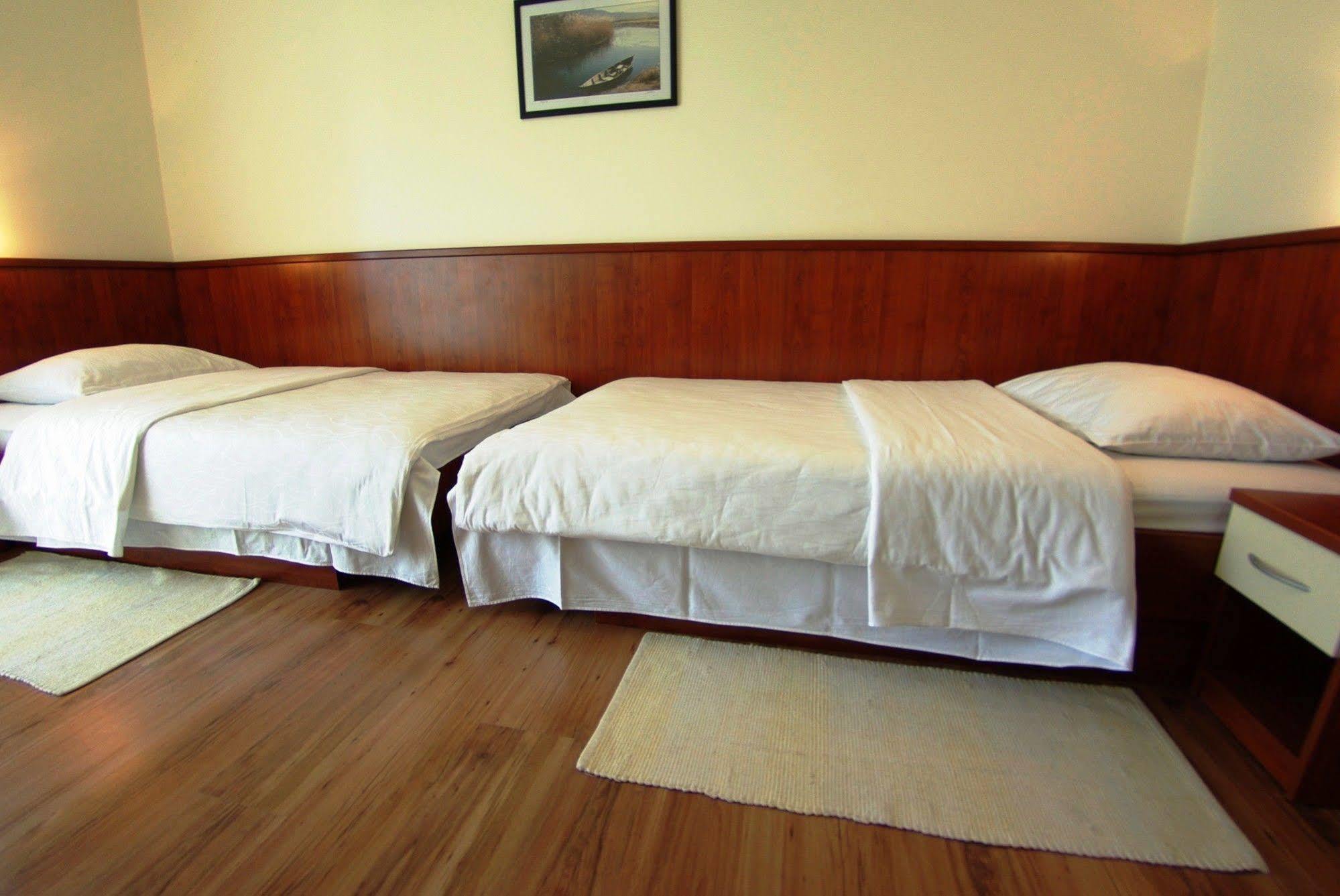 Hotel Merlot Opuzen  Екстериор снимка